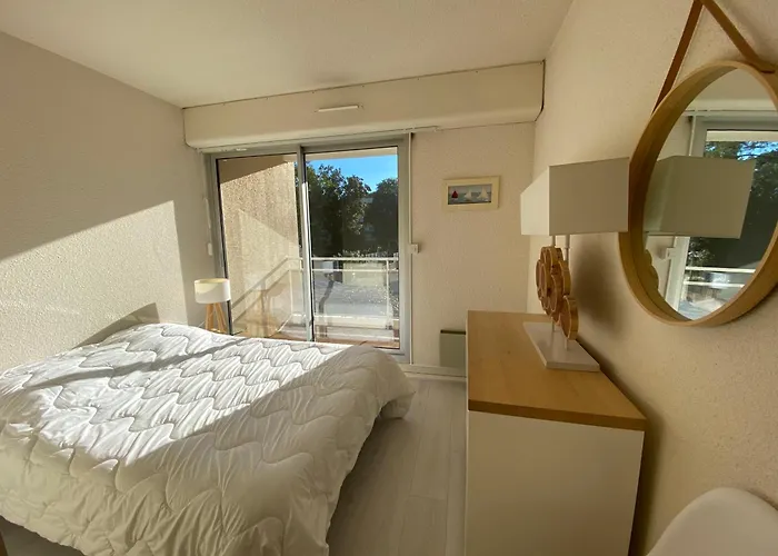 C219 -2 Pieces Avec Parking Proche *