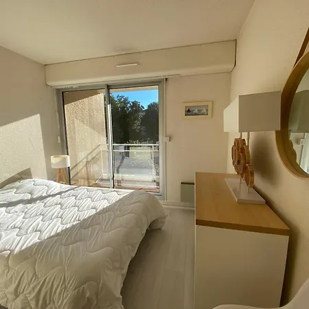 C219 -2 Pieces Avec Parking Proche *