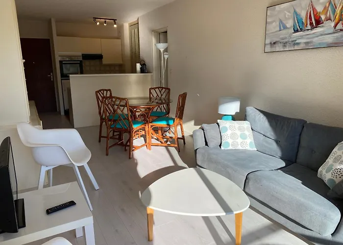 Apartment C219 -2 Pieces Avec Parking Proche *